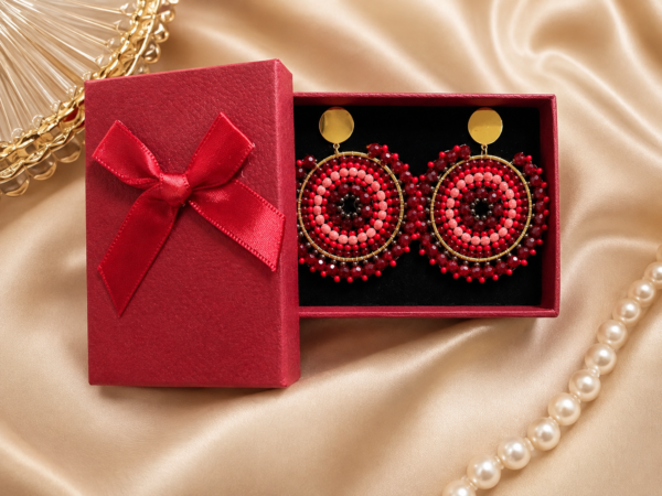 ChatGPT Image 14 ago 2026, 17_16_43 Aros Mandala Rojo & Dorado – Acero Inoxidable y Mostacillas